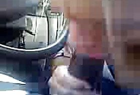 Porn parody online amatør hovedet dybt blowjob, mens du kører bil