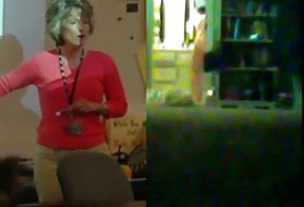Naughty mom ansigter onanere på skjult kamera