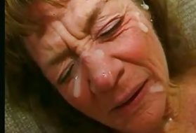 Rynke bedstemor elsker 4 og en masse sperm porno granny rap aty baht klip
